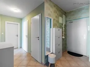 Prodej bytu 2+kk, Praha - Hrdlořezy, Nad Smetankou, 70 m2