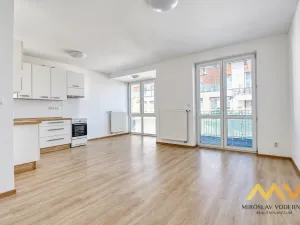 Pronájem bytu 2+kk, Hradec Králové - Svobodné Dvory, K Meteoru, 59 m2