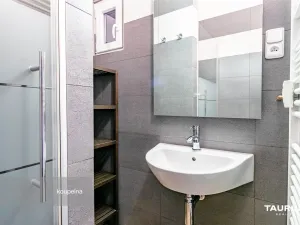 Pronájem bytu 2+1, Praha - Košíře, Starokošířská, 67 m2
