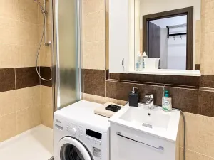 Prodej bytu 2+kk, Praha - Háje, Brechtova, 30 m2