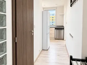 Prodej bytu 2+kk, Praha - Háje, Brechtova, 30 m2