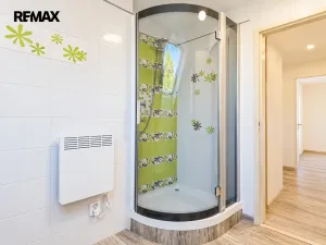 Prodej bytu 3+kk, Karlovy Vary - Stará Role, Vančurova, 83 m2