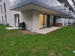 Pronájem bytu 2+kk, Praha - Žižkov, Šrámkové, 71 m2