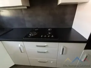 Prodej bytu 3+1, Břidličná, 1. máje, 68 m2