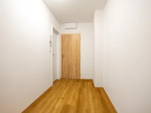 Prodej bytu 2+kk, Praha - Střížkov, Šluknovská, 40 m2