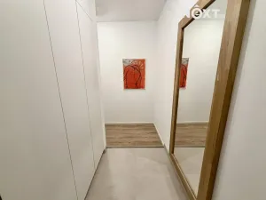 Prodej bytu 3+kk, Hluboká nad Vltavou, U Parku, 74 m2