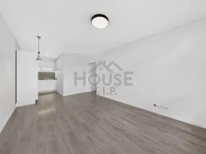 Prodej bytu 2+kk, Praha - Prosek, Prosecká, 42 m2