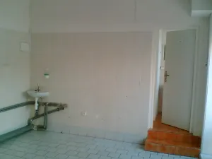Pronájem obchodního prostoru, Trutnov - Poříčí, Náchodská, 22 m2