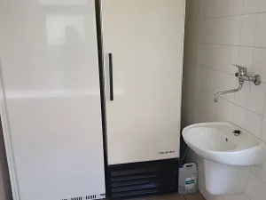 Pronájem obchodního prostoru, Brno, Minská, 150 m2