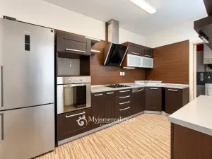 Pronájem bytu 2+1, Znojmo, Jubilejní park, 52 m2