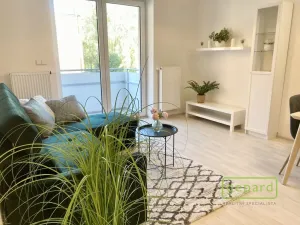 Pronájem bytu 2+kk, Jince, Zborovská, 52 m2