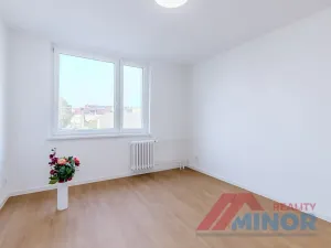 Prodej bytu 3+kk, Slaný, Bezručova, 74 m2