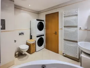 Prodej bytu 2+kk, Praha - Stodůlky, Tlumačovská, 68 m2