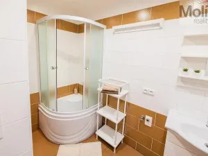 Pronájem bytu 2+1, Klášterec nad Ohří - Miřetice u Klášterce nad Ohří, Dukelská, 60 m2