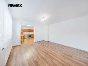Prodej rodinného domu, Svinařov, Za Křenovkou, 160 m2