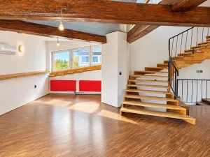 Pronájem bytu 3+1, Praha - Smíchov, Radlická, 134 m2