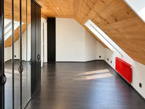 Pronájem bytu 3+1, Praha - Smíchov, Radlická, 134 m2