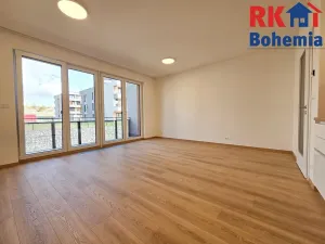 Pronájem bytu 1+kk, Praha - Dolní Počernice, 45 m2