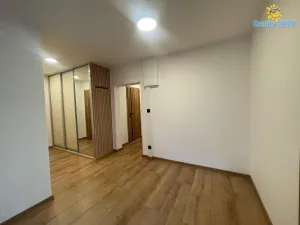 Pronájem bytu 3+1, Praha - Michle, Na záhonech, 74 m2