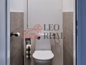 Pronájem bytu 4+1, Praha - Troja, Glowackého, 78 m2