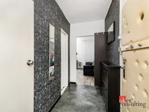 Prodej bytu 3+kk, Praha - Karlín, U Sluncové, 78 m2