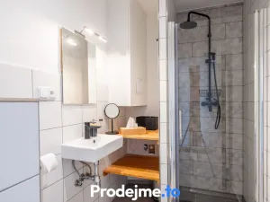 Prodej bytu 2+kk, Znojmo, Mikulášské náměstí, 39 m2