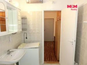 Pronájem bytu 1+1, Luštěnice - Zelená, 33 m2