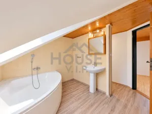 Prodej bytu 2+kk, Kralupy nad Vltavou, třída Legií, 97 m2