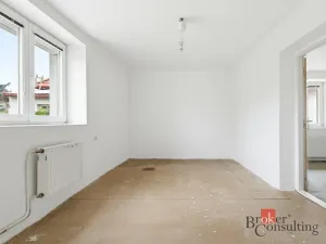Prodej rodinného domu, Sezemice, Bezdíčkova, 105 m2