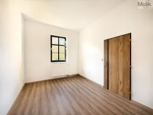 Pronájem bytu 2+kk, Osek, Tovární, 50 m2