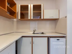 Pronájem kanceláře, Most, Obránců míru, 68 m2