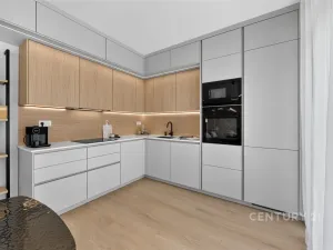 Prodej bytu 6+kk a větší, Kamenice - Těptín, 151 m2