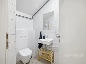 Pronájem kanceláře, Praha - Smíchov, Na Zatlance, 232 m2