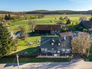 Prodej zemědělské usedlosti, Jičíněves - Labouň, 180 m2
