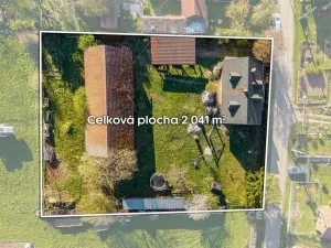 Prodej zemědělské usedlosti, Jičíněves - Labouň, 180 m2