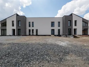 Prodej rodinného domu, Kamenice, 179 m2