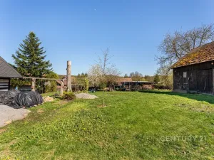 Prodej zemědělské usedlosti, Jičíněves - Labouň, 180 m2