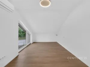 Prodej bytu 6+kk a větší, Kamenice - Těptín, 151 m2