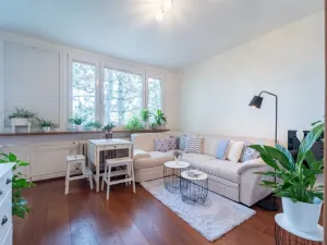 Prodej bytu 1+kk, Praha - Uhříněves, Na vysočině, 30 m2