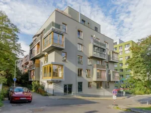 Prodej bytu 2+kk, Praha, Jeseniova, 55 m2