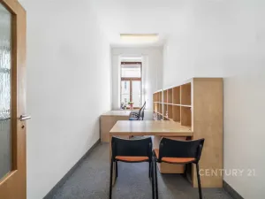 Pronájem kanceláře, Plzeň, Bezručova, 59 m2