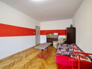 Prodej bytu 2+1, Aš, Hlavní, 59 m2