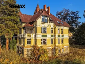 Prodej vily, Nový Bor, Lidická, 677 m2
