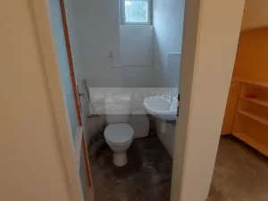 Pronájem obchodního prostoru, Praha, Na Březince, 182 m2