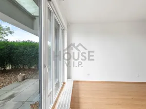 Prodej bytu 1+kk, Praha - Letňany, Nepomuckých, 38 m2