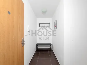 Prodej bytu 1+kk, Praha - Letňany, Nepomuckých, 38 m2