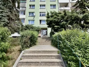 Prodej bytu 1+1, Chomutov, Dřínovská, 35 m2