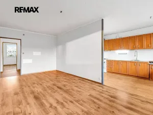 Prodej bytu 3+1, Praha - Prosek, Vysočanská, 82 m2