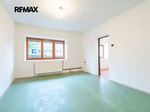 Prodej rodinného domu, Křenice, Hlavní, 52 m2