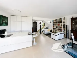 Prodej rodinného domu, Pomorie, Bulharsko, 118 m2